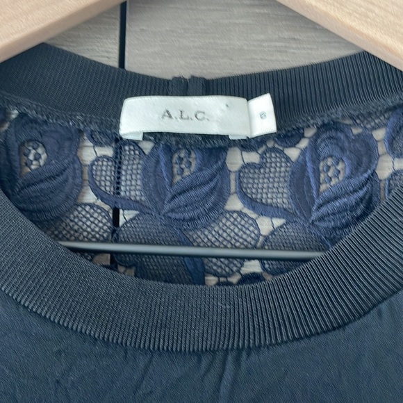 ALC navy blue top - Picture 3 of 4